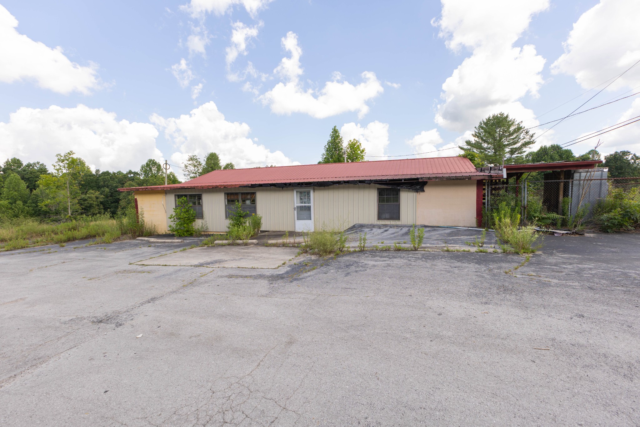10125 Crossville Hwy Property Photo 5