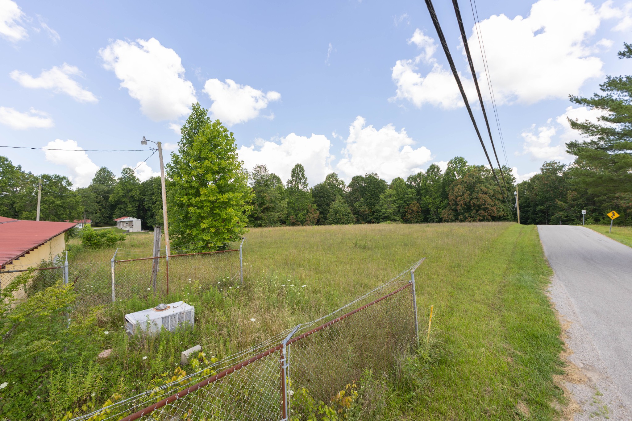 10125 Crossville Hwy Property Photo 8