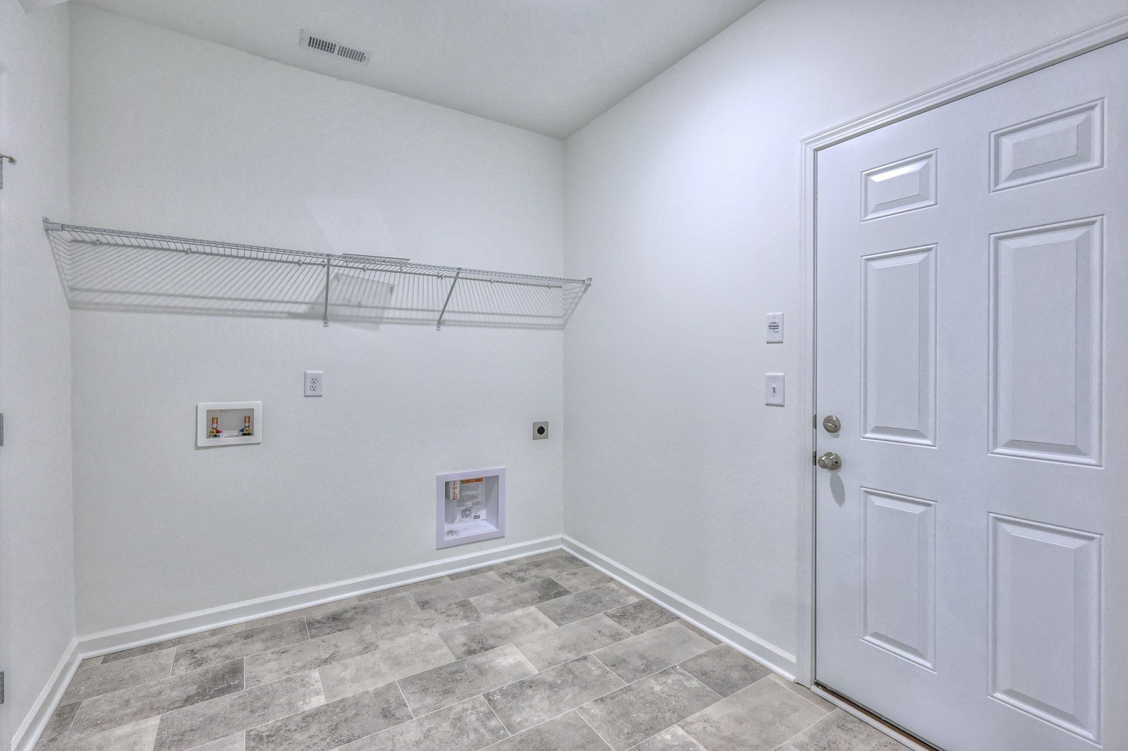 1587 Yuma Lane Property Photo 11
