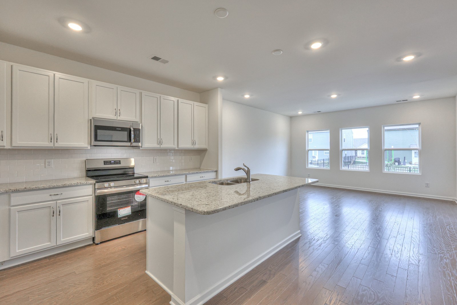 1587 Yuma Lane Property Photo 12