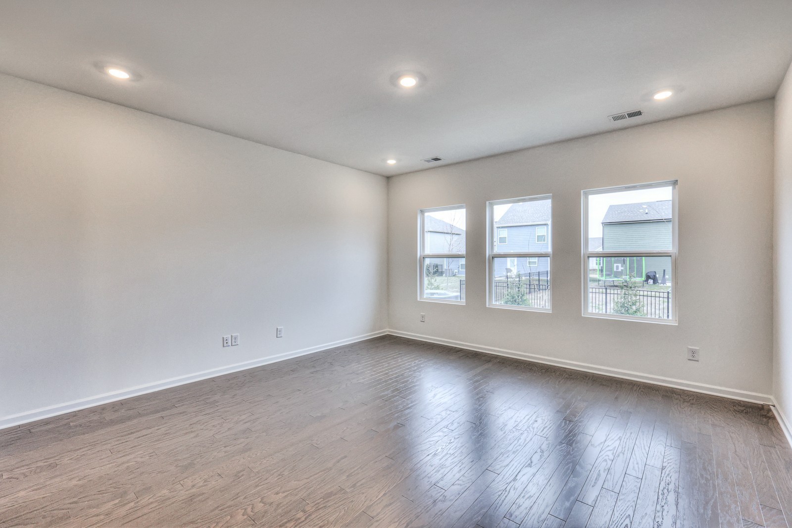 1587 Yuma Lane Property Photo 14