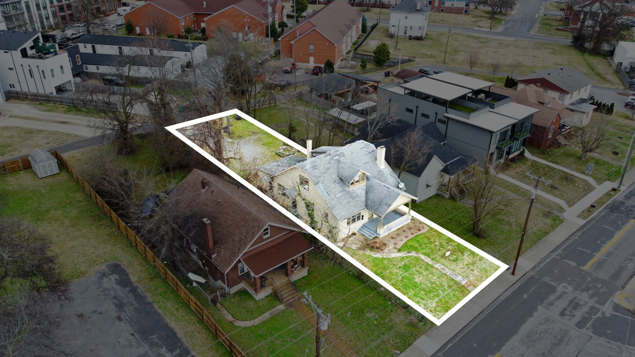 2020 Clifton Ave Property Photo 1