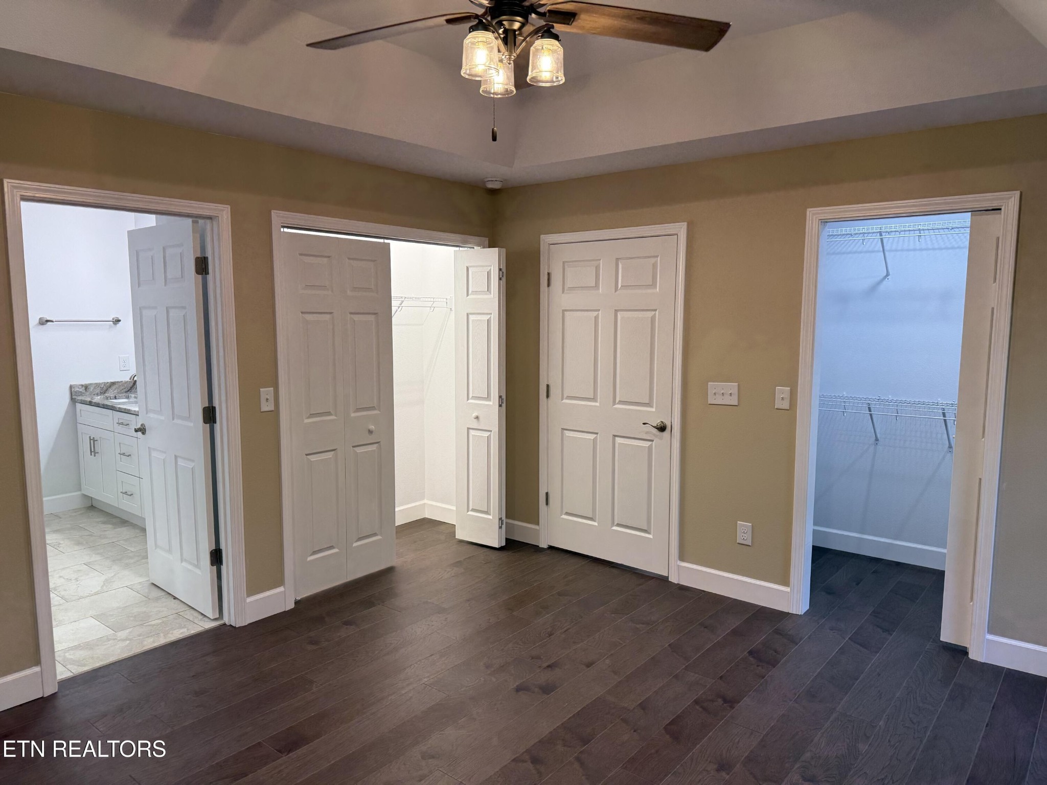 10 T Place Place Property Photo 16