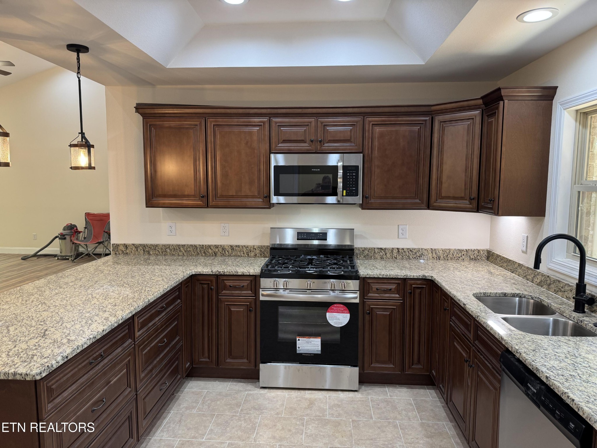 1847 Chinkapin Tr Property Photo 6