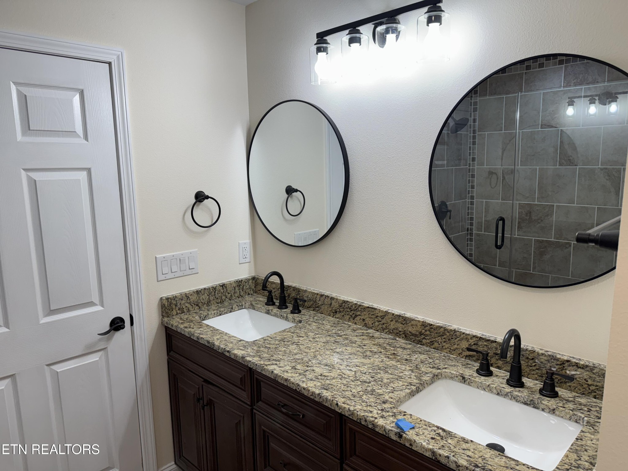 1847 Chinkapin Tr Property Photo 14
