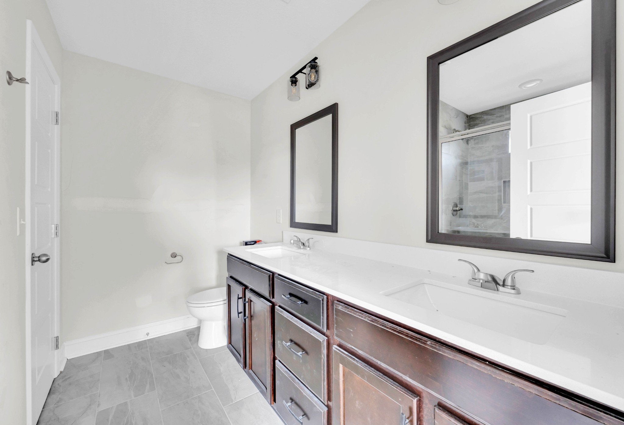 346 Galway Dr Property Photo 15