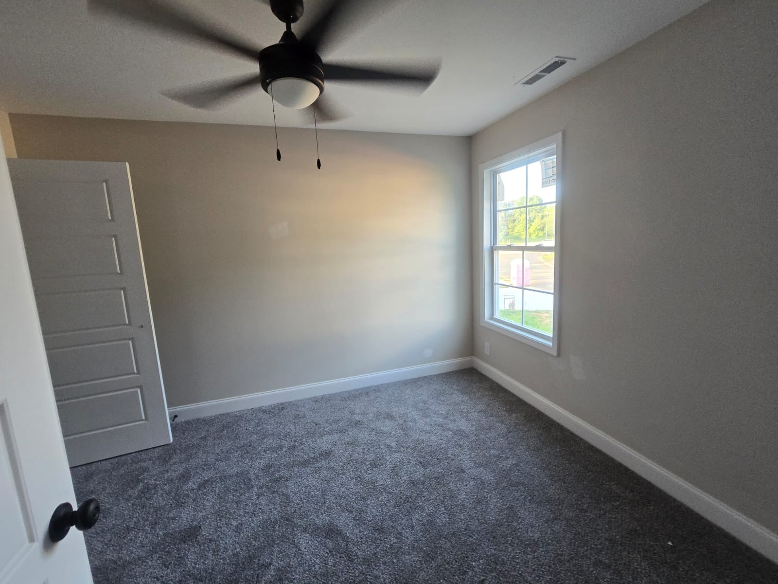 518 N Halifax Ct Property Photo 15