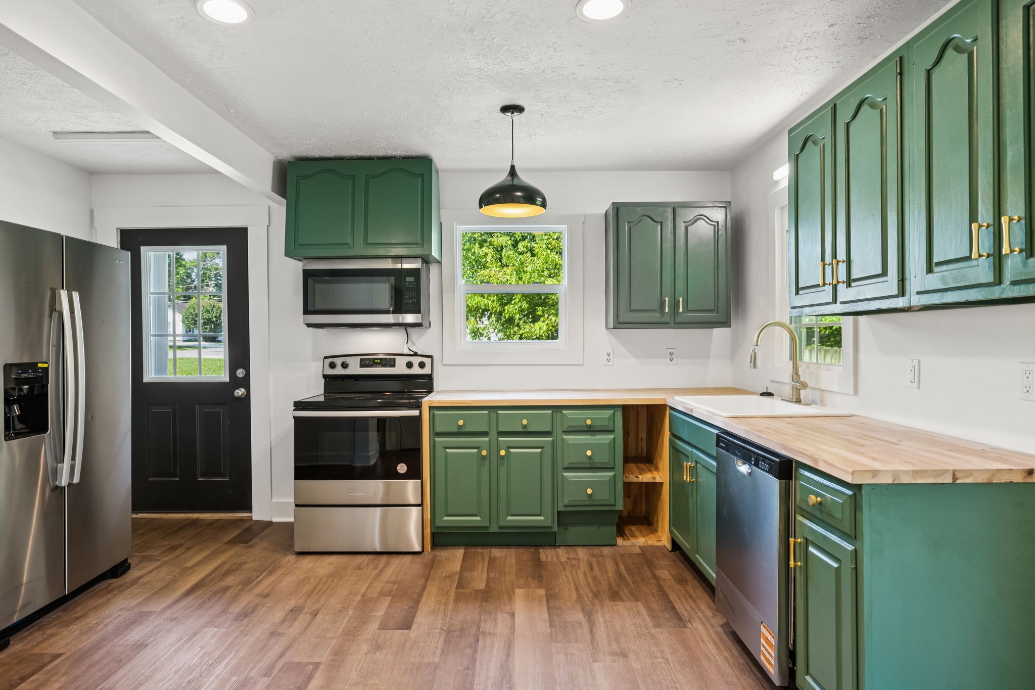 606 Polk St Property Photo 14