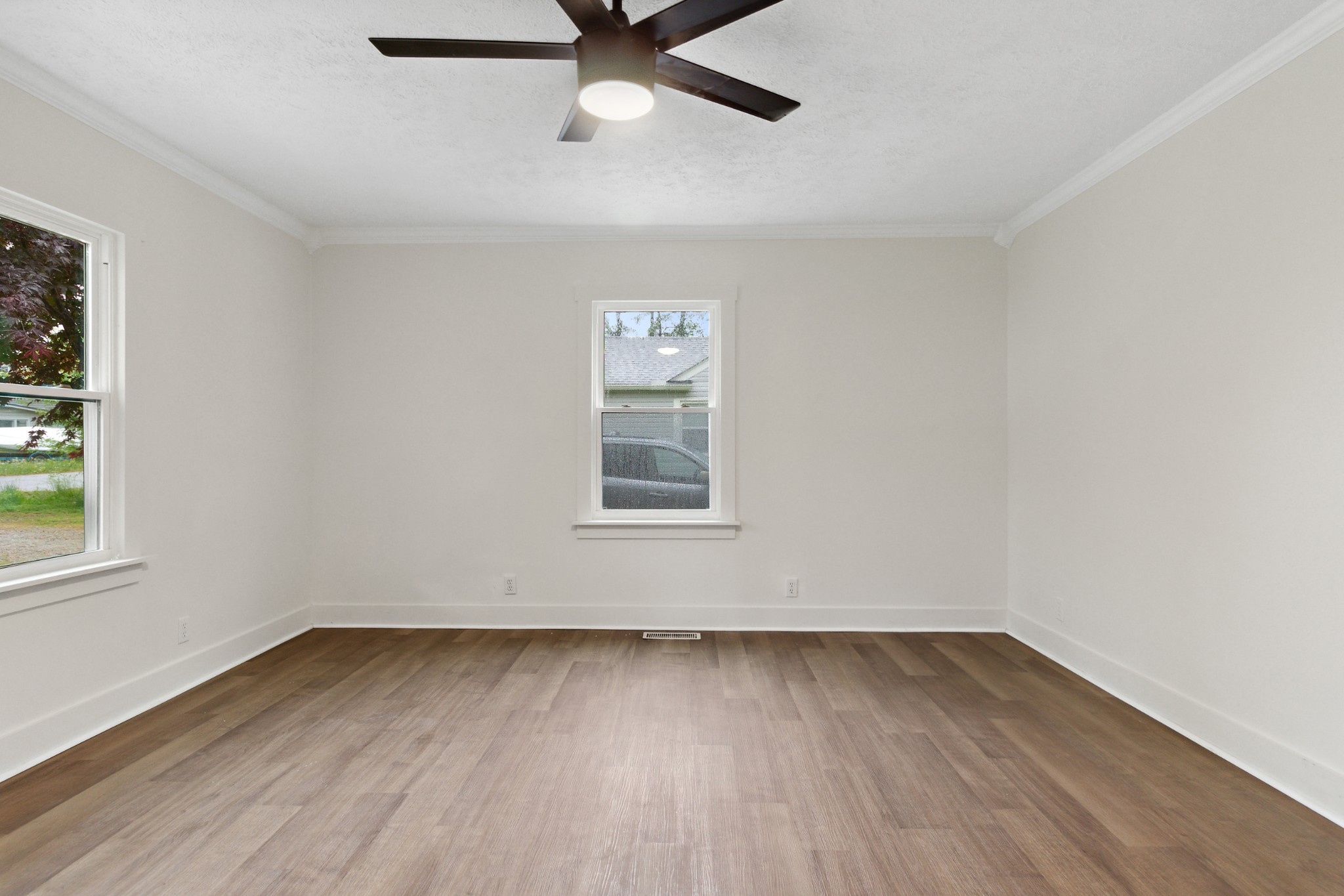 606 Polk St Property Photo 19