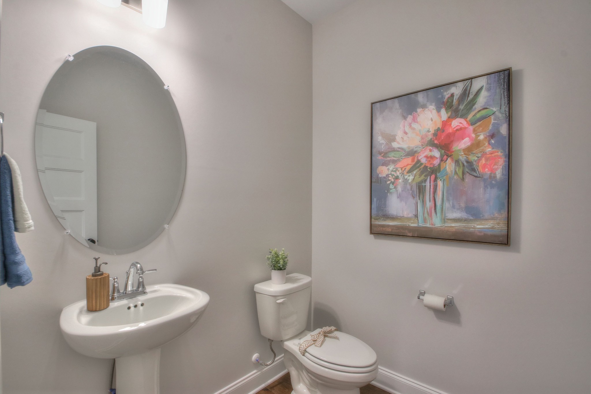 483 Triple Crown Circle Property Photo 4