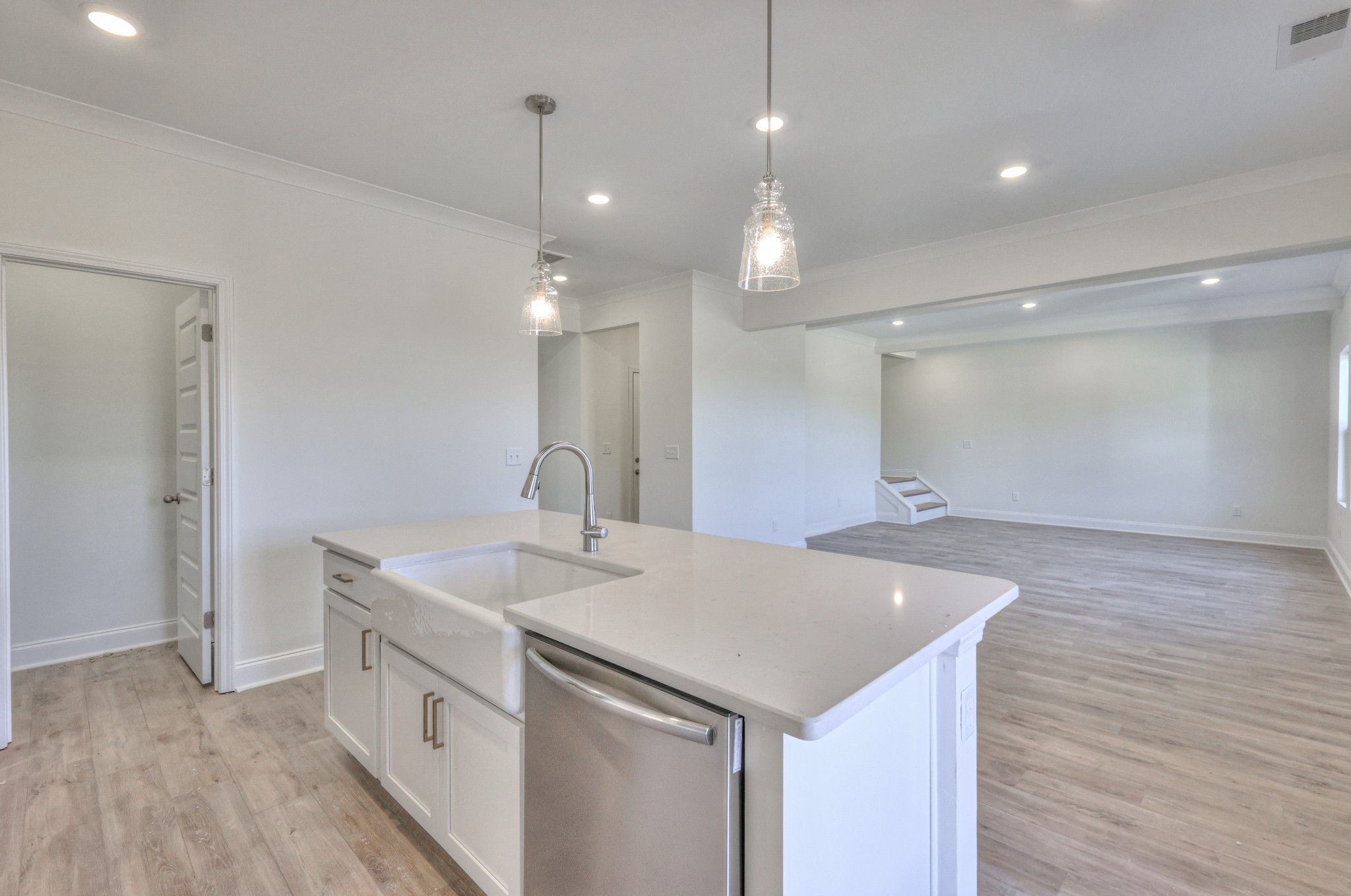 475 Triple Crown Circle Property Photo 5