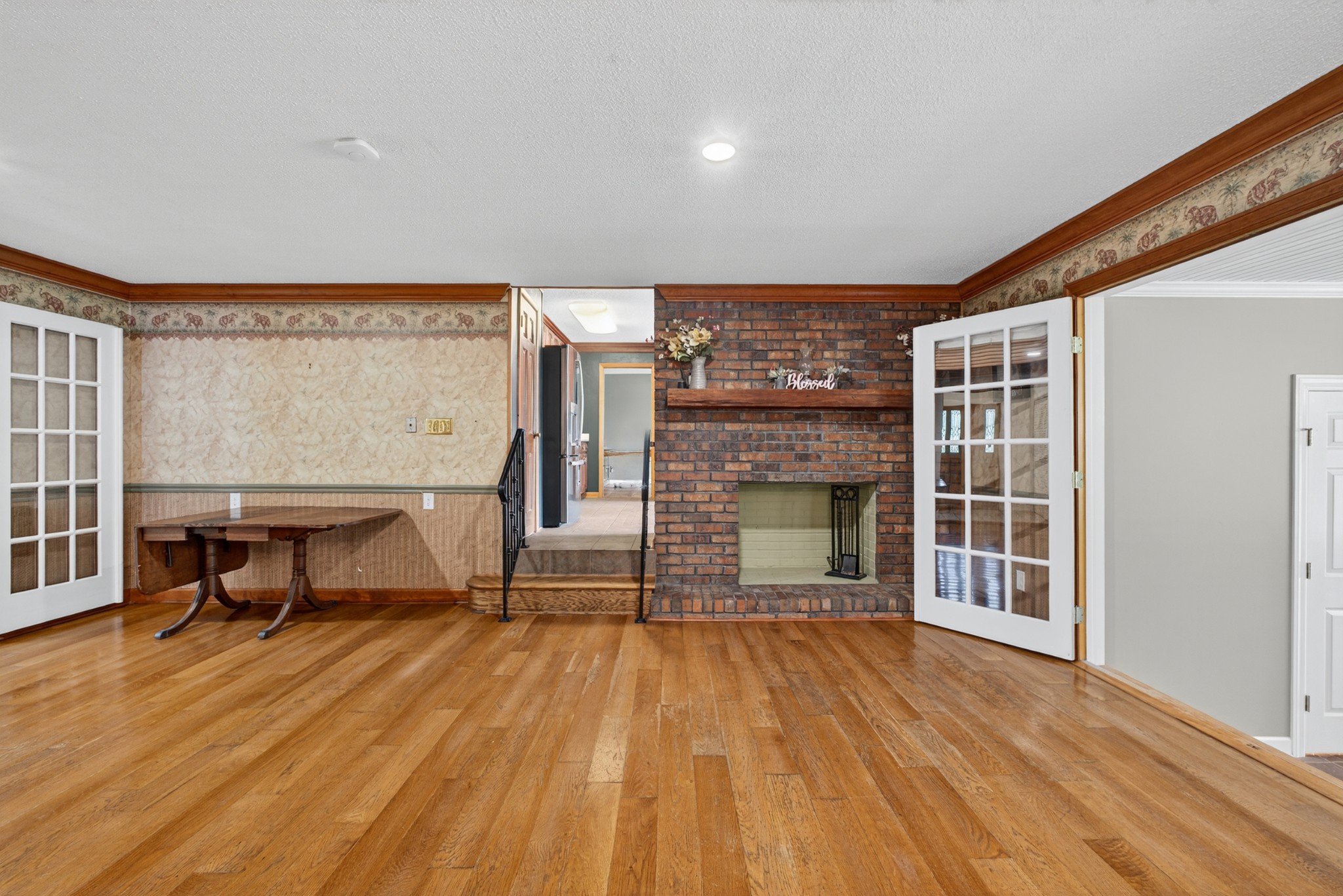 1802 Dunroamin Ln Property Photo 13