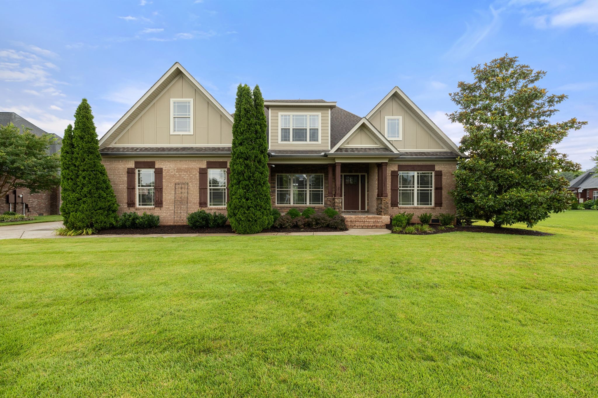 1118 Averwater Run Property Photo 1