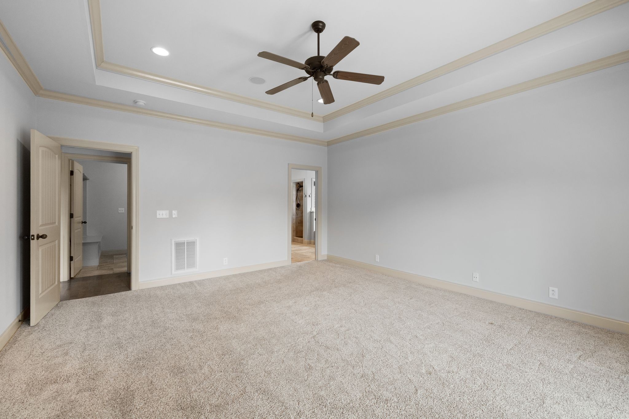 1118 Averwater Run Property Photo 25