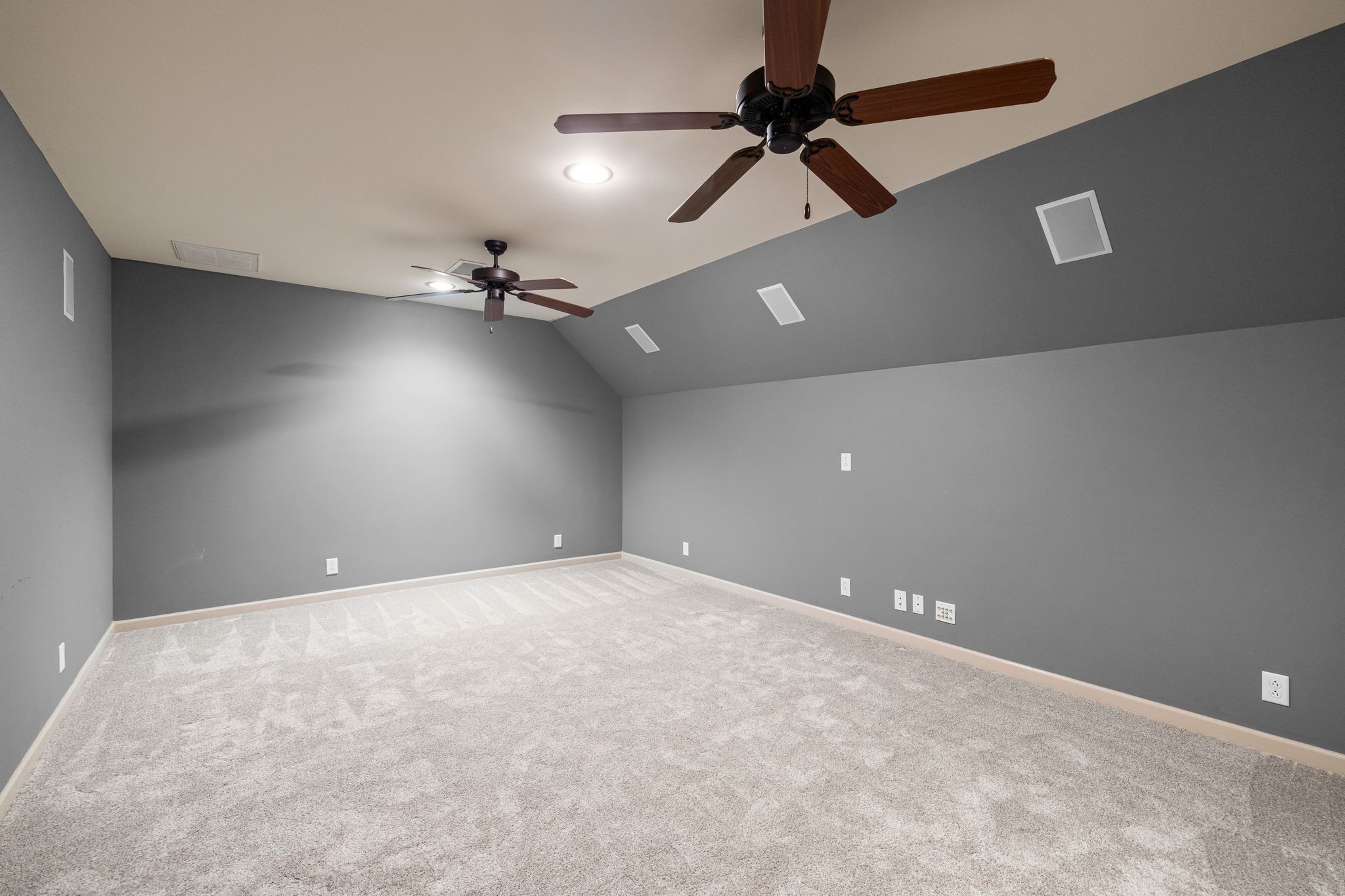 1118 Averwater Run Property Photo 34