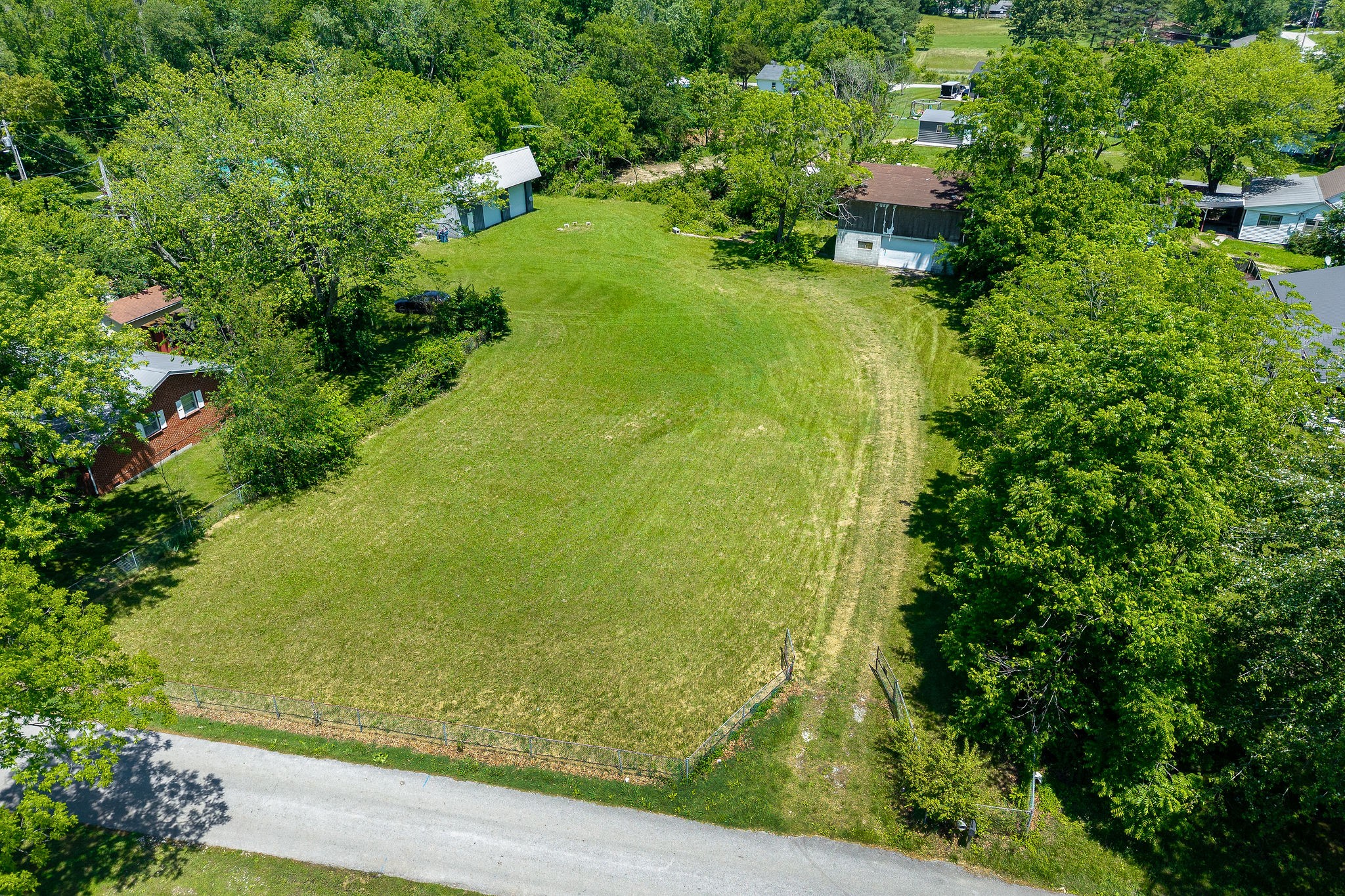 214 5th Ave, S Property Photo 1