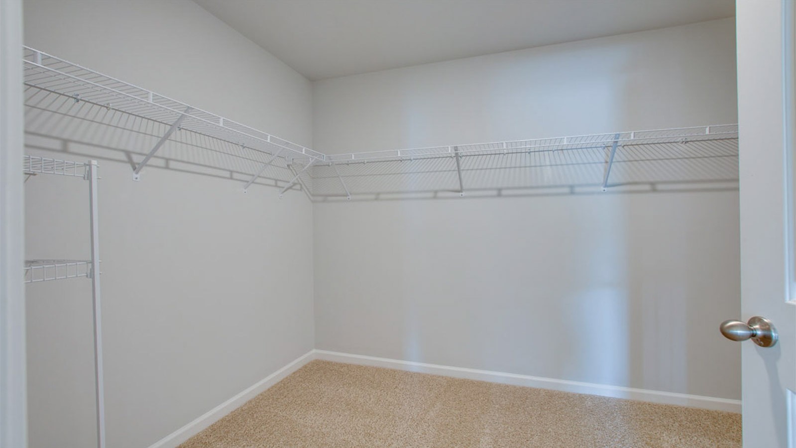2086 Seiver Lane Property Photo 14