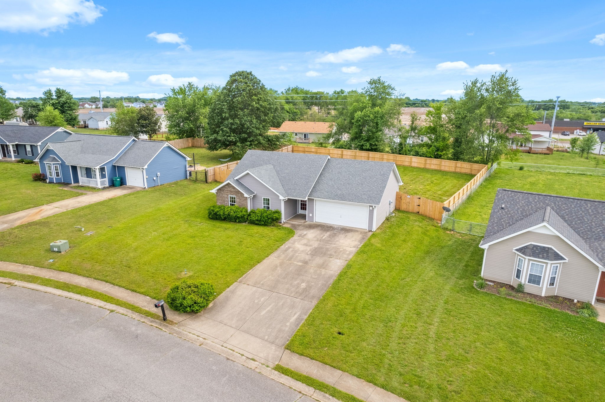 1074 Meshaw Trl Property Photo 1