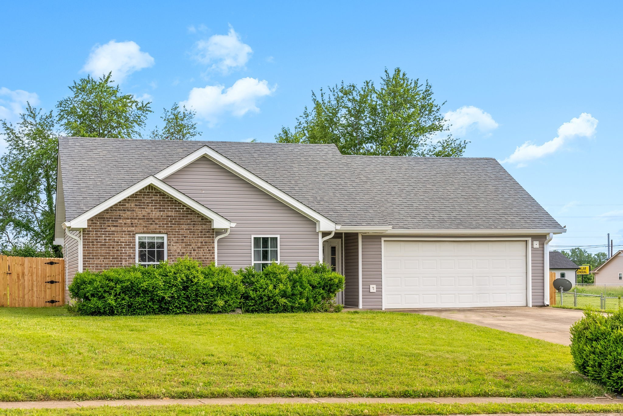 1074 Meshaw Trl Property Photo 5