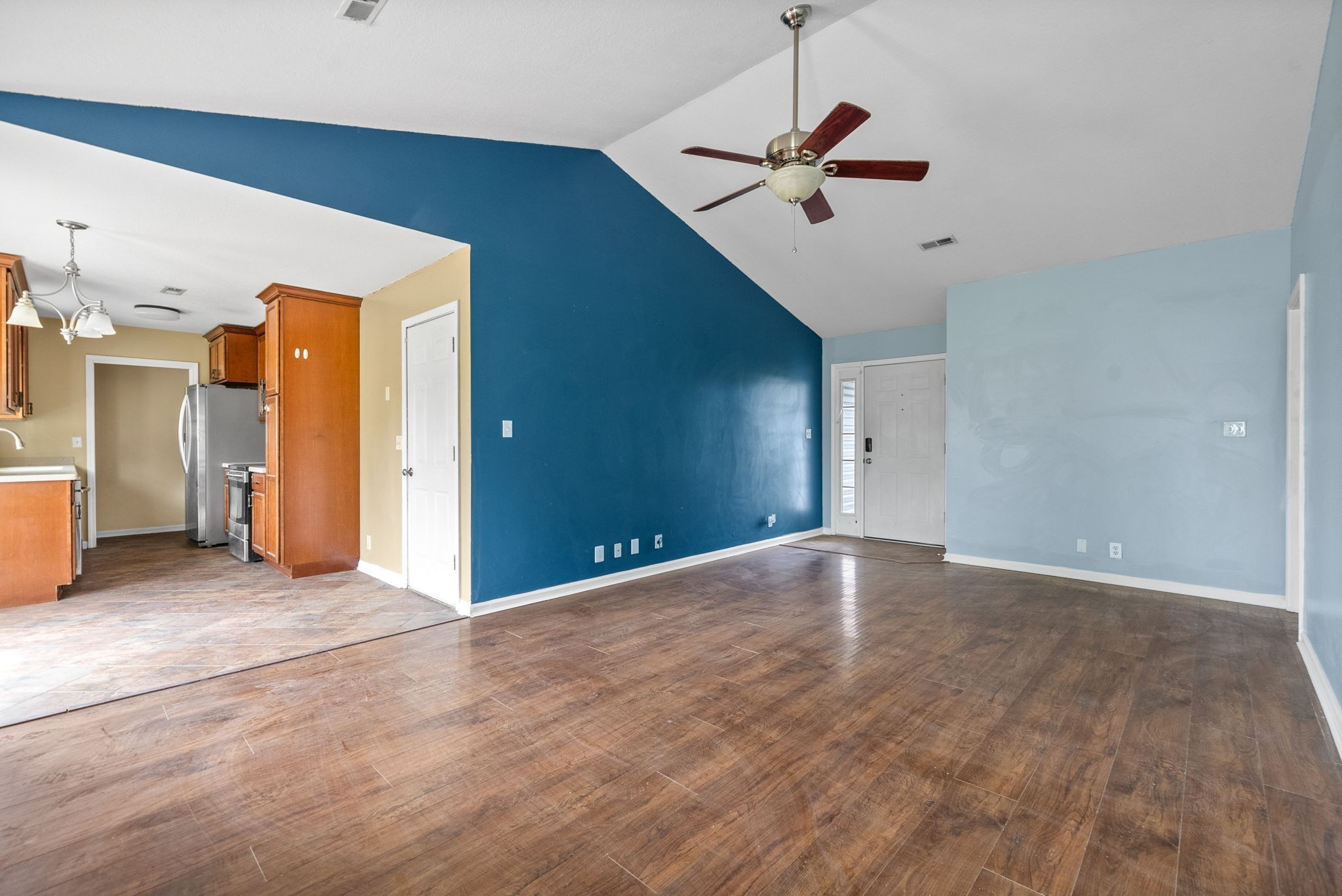 1074 Meshaw Trl Property Photo 10
