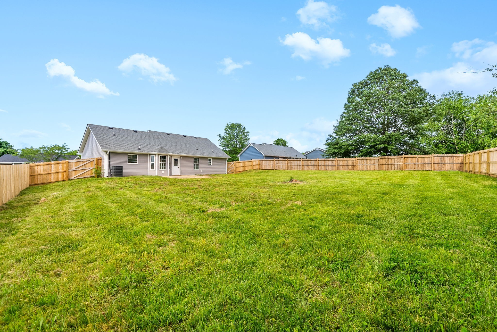 1074 Meshaw Trl Property Photo 27