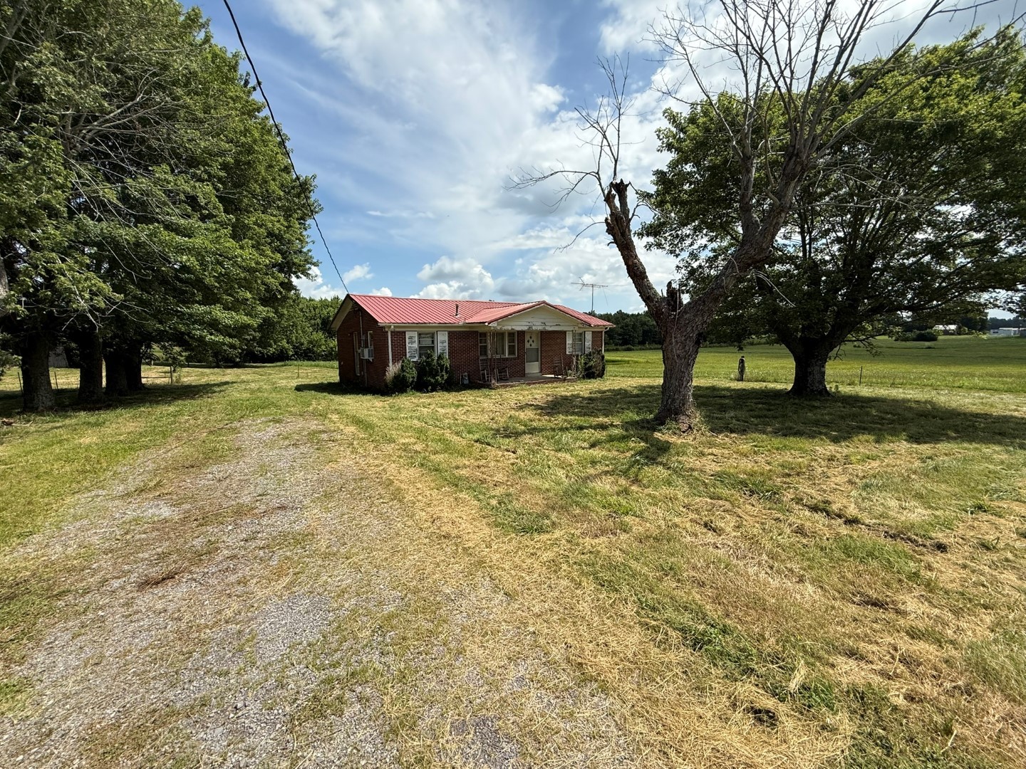 822 Blanton School Rd Property Photo 1