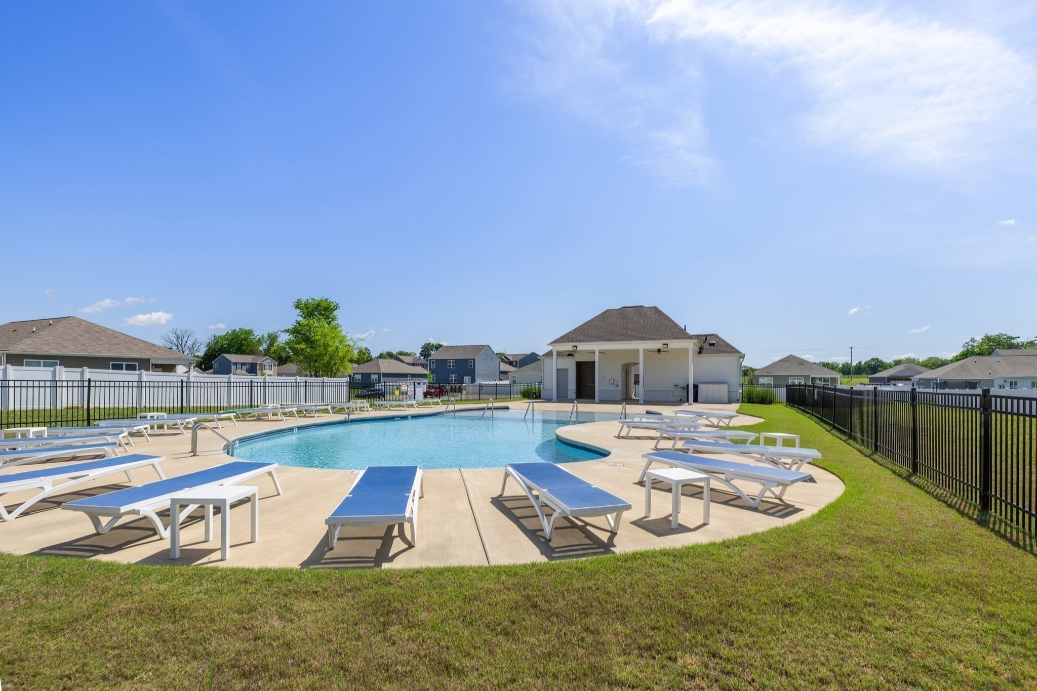 1101 Harper Landing Property Photo 2