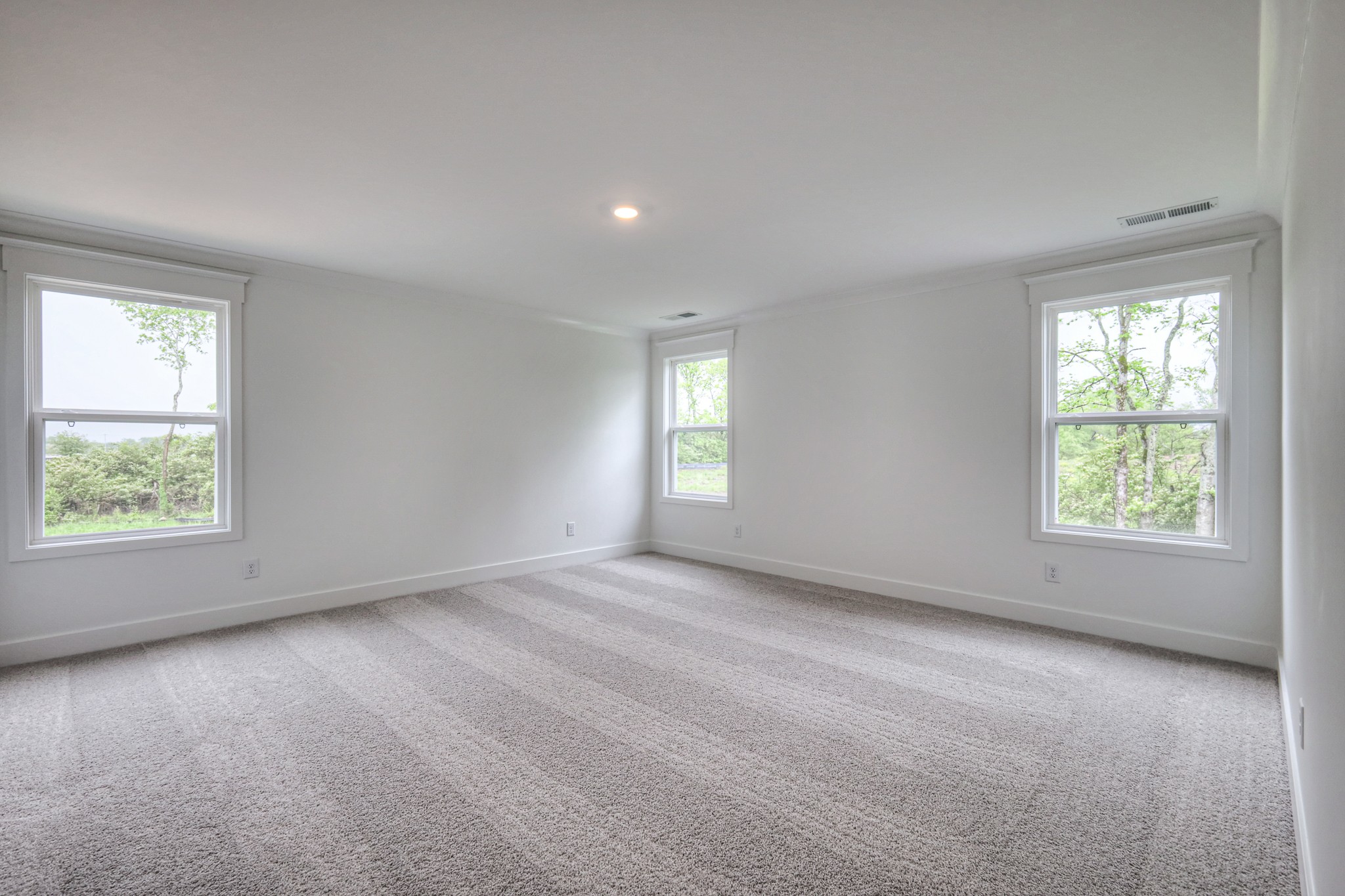 2584 Triple Crown Cir Property Photo 10