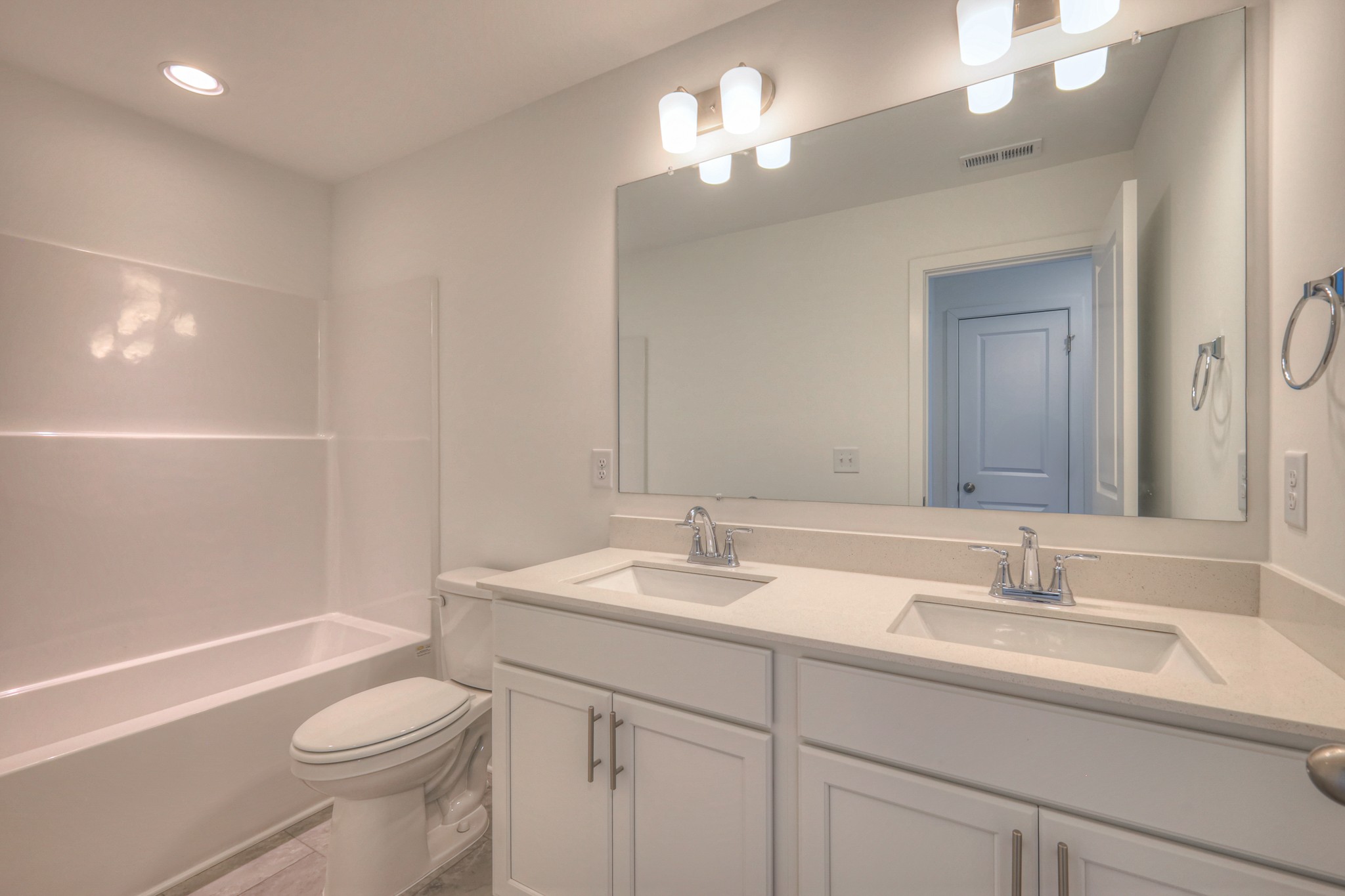 2584 Triple Crown Cir Property Photo 15