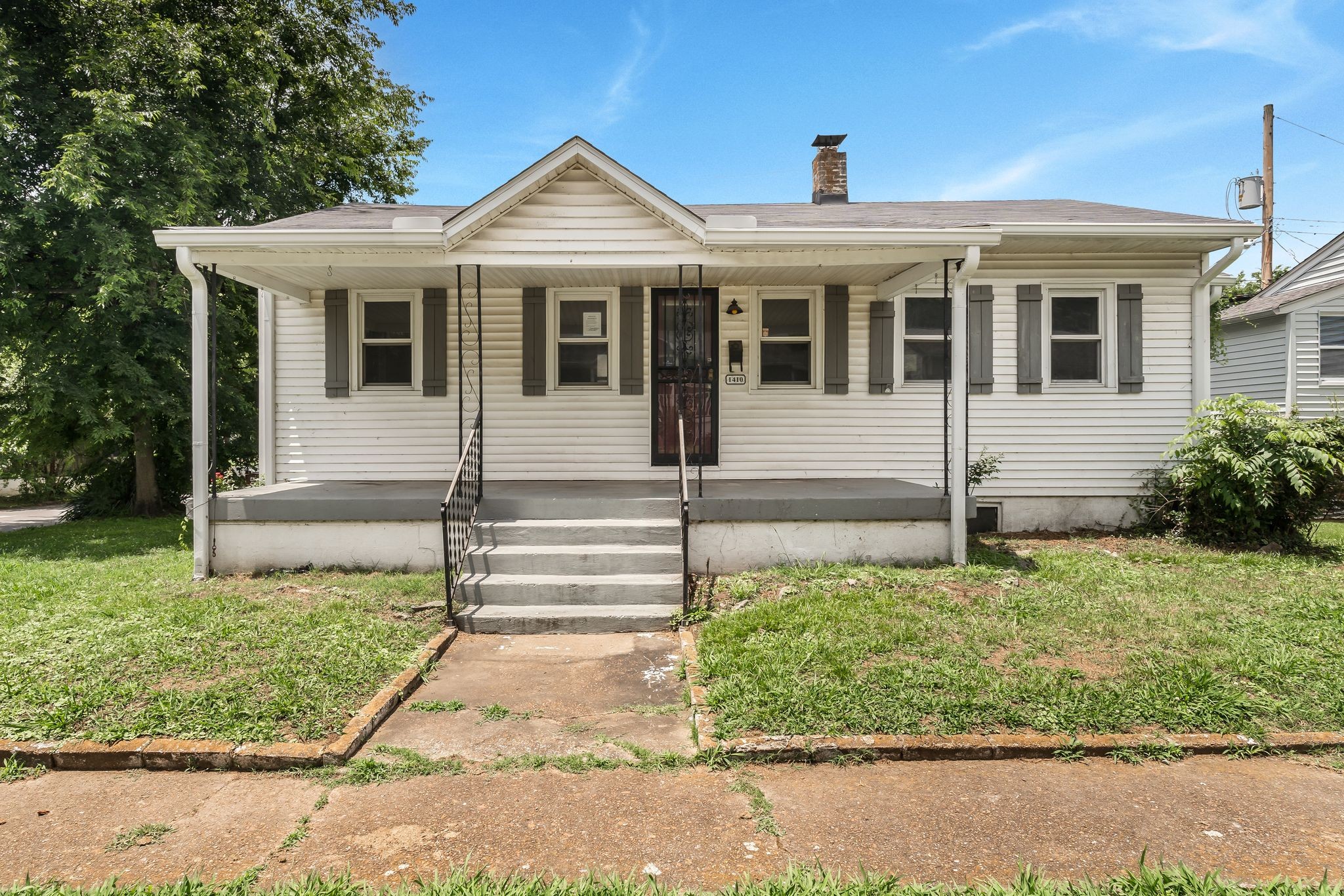 1410 Debow St Property Photo 1