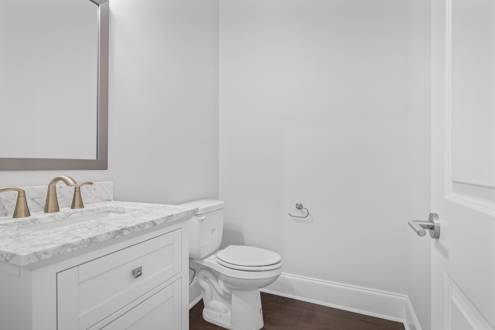 5504 Jenbreck Lane Property Photo 10