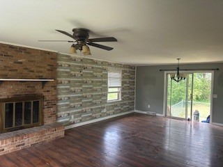 1708 Deer Hollow Dr Property Photo 4