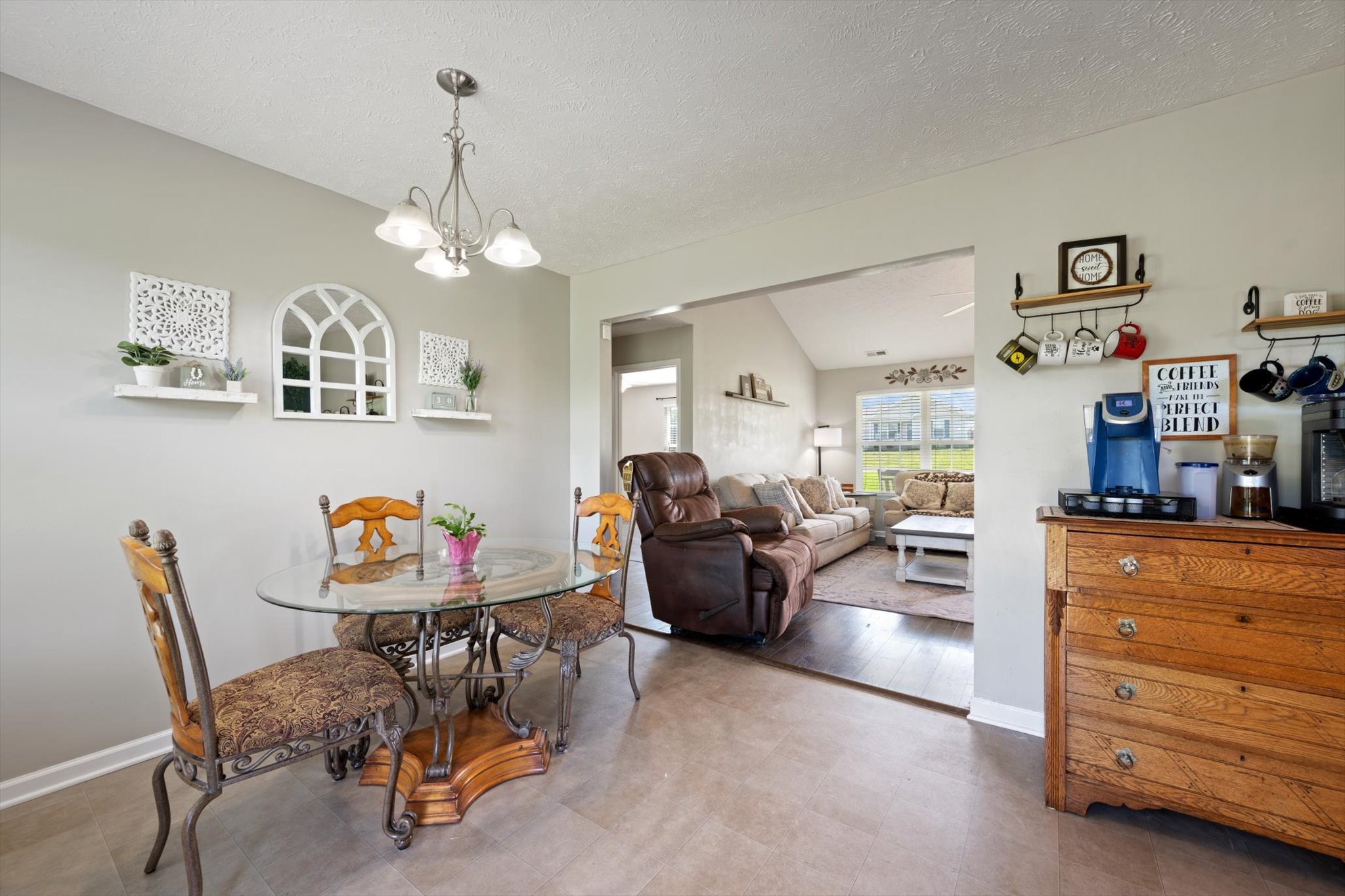 1401 Bairdscorner Dr Property Photo 16