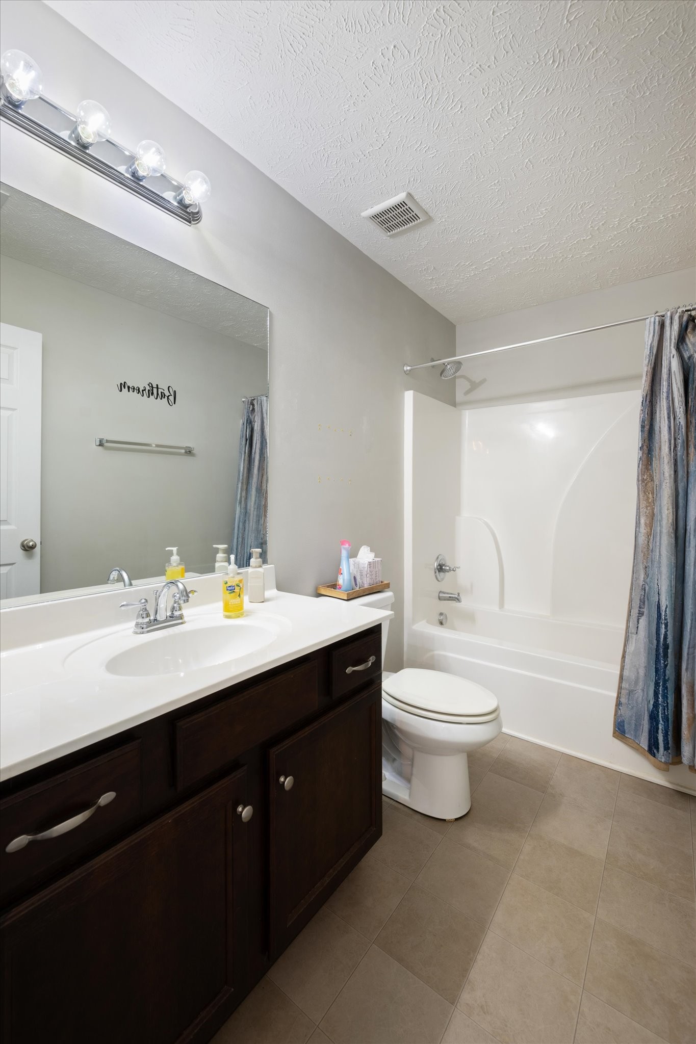1401 Bairdscorner Dr Property Photo 28