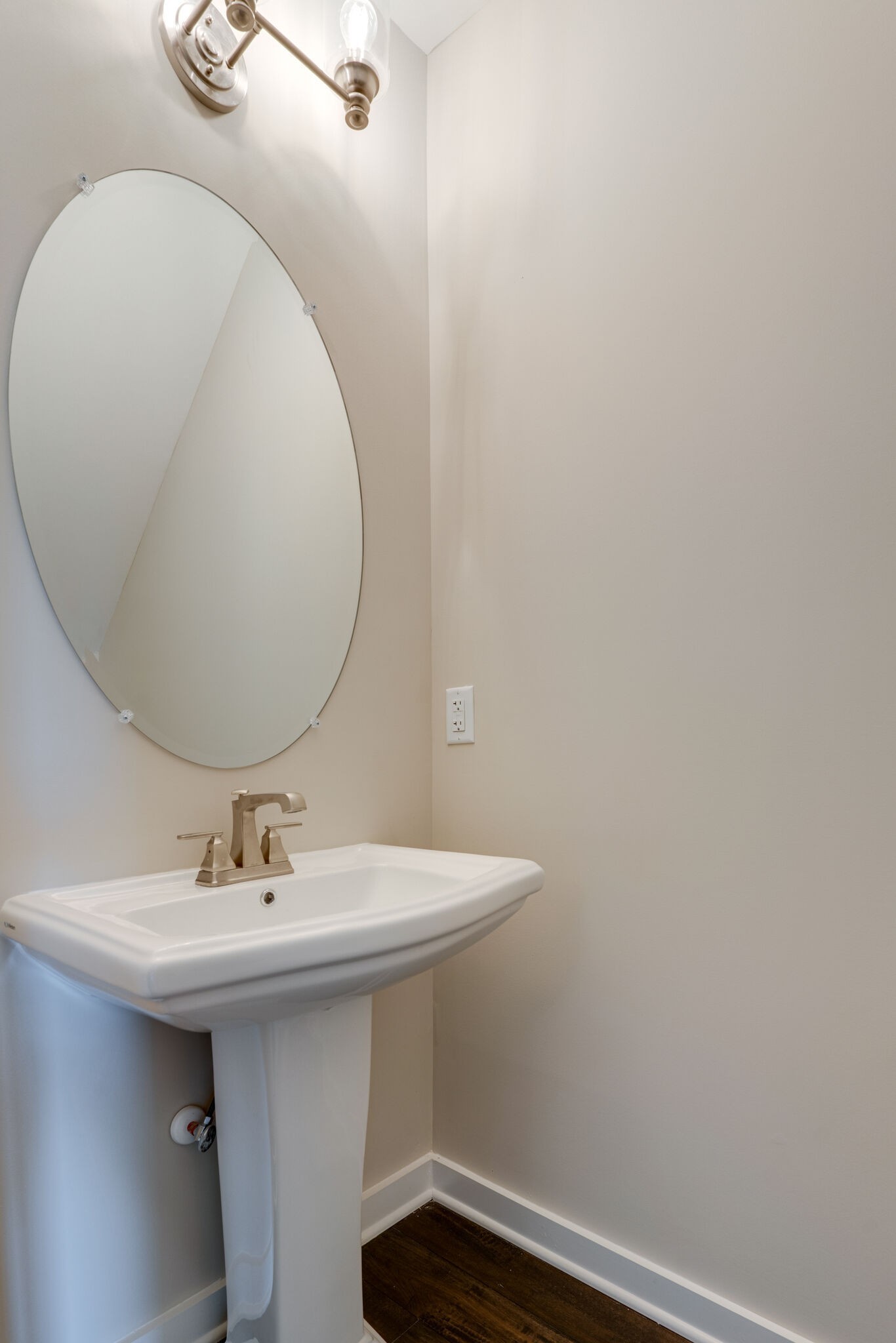 302a Ensley Ave Property Photo 6