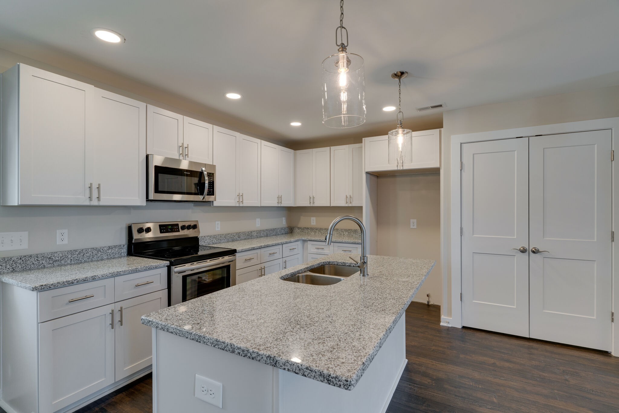 302a Ensley Ave Property Photo 8