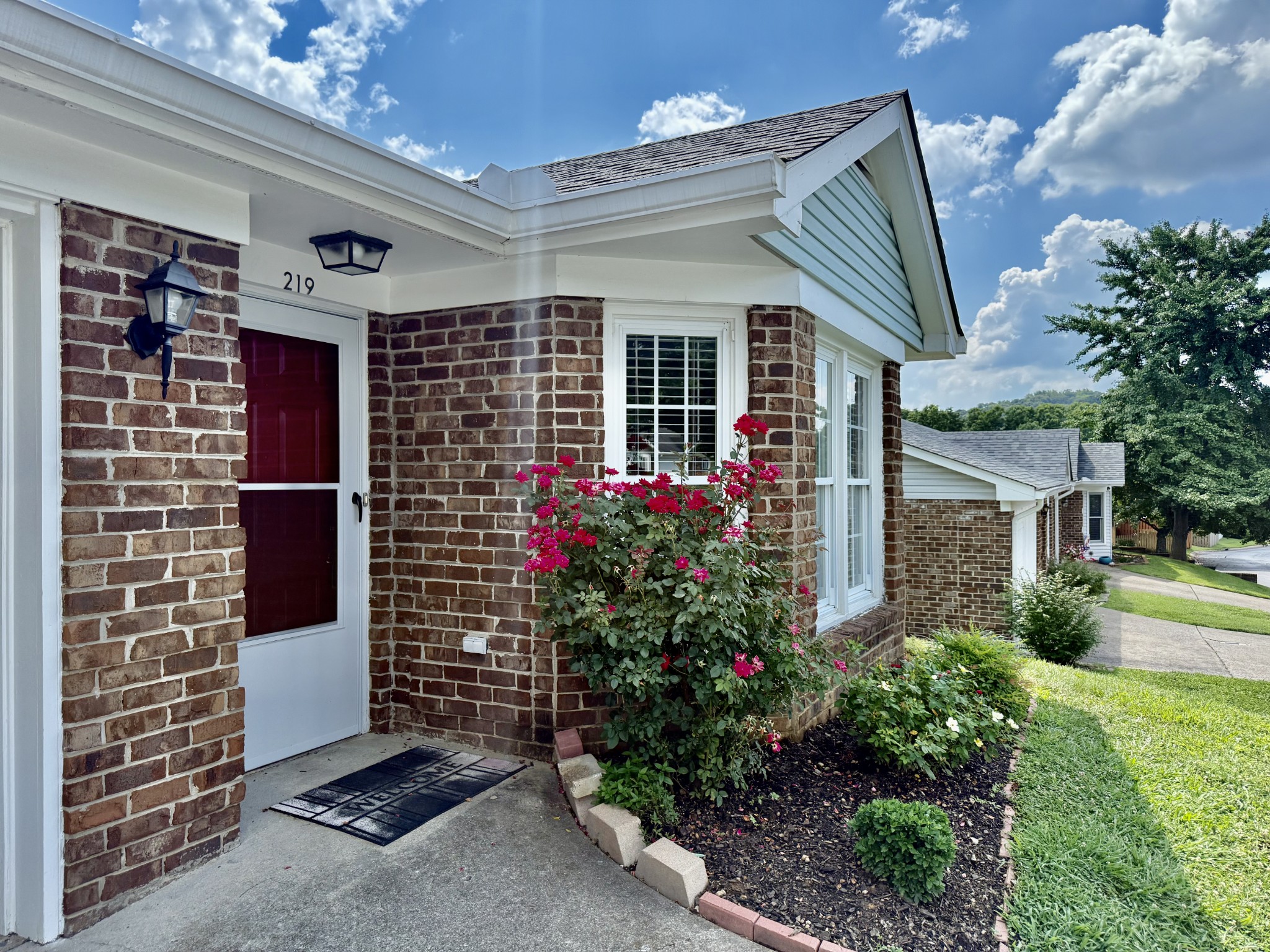 219 Myhr Grn Property Photo 1