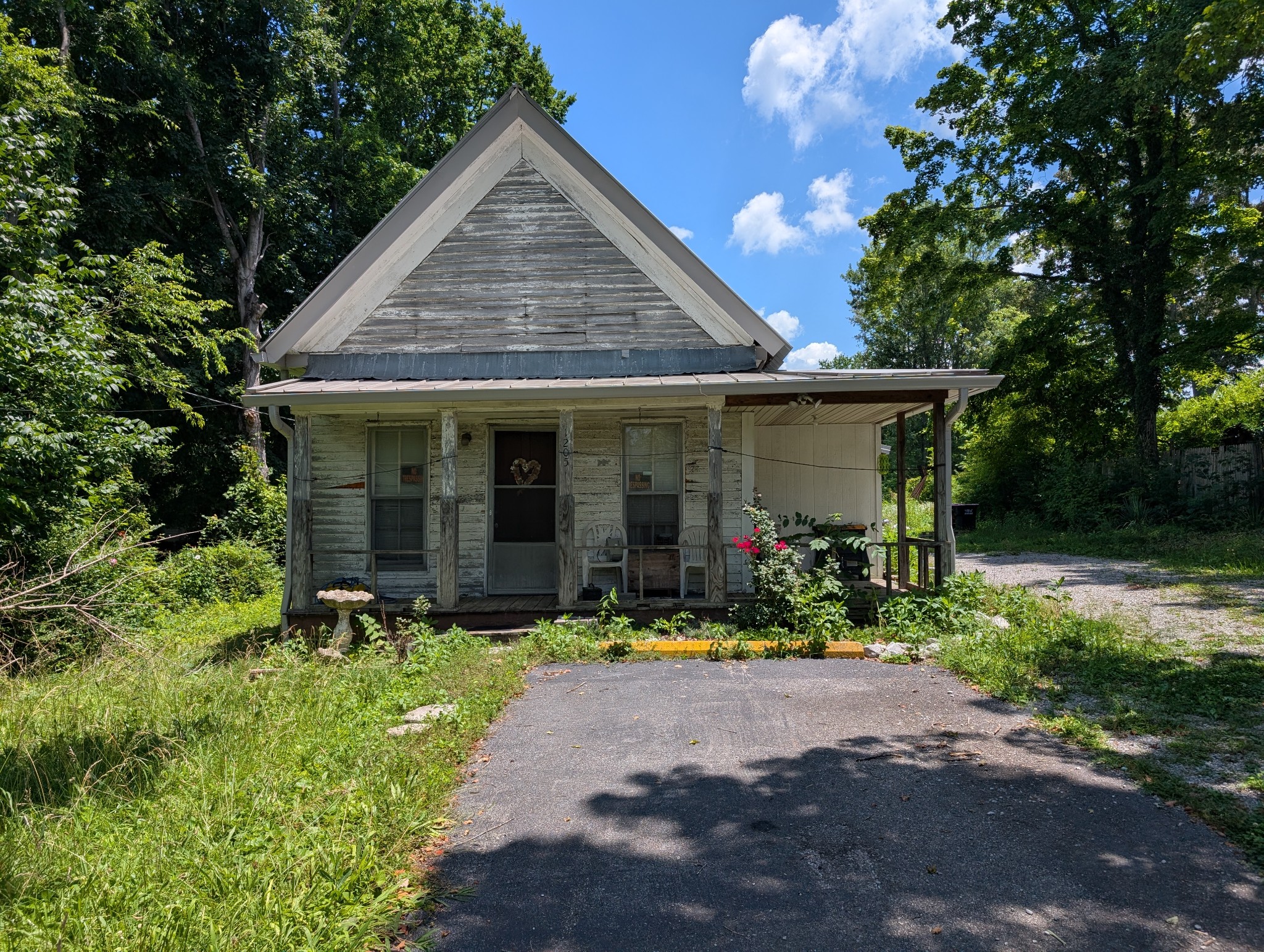 2564 Nunley St Property Photo 1