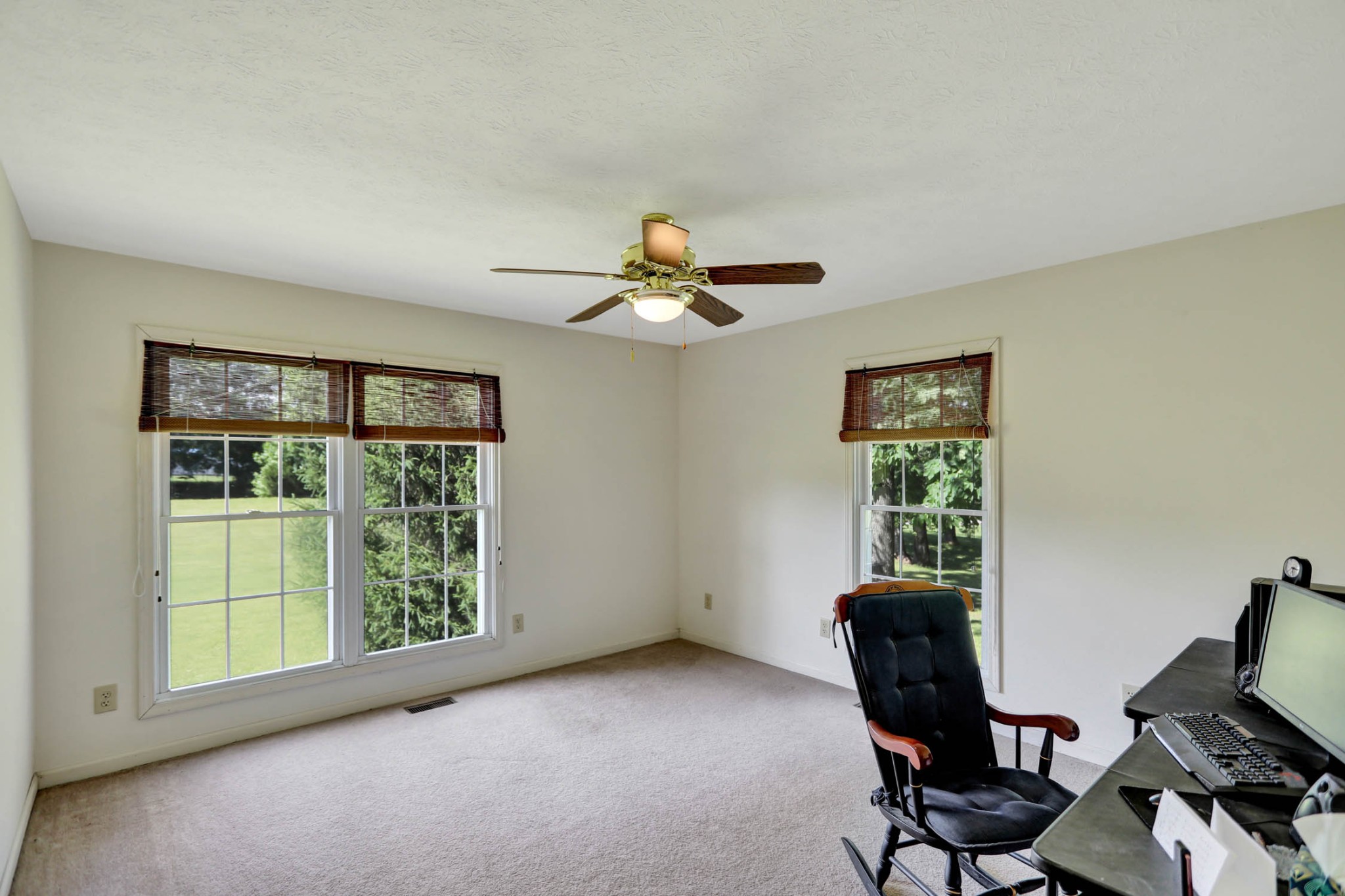 1122 Fairfield Rd Property Photo 19