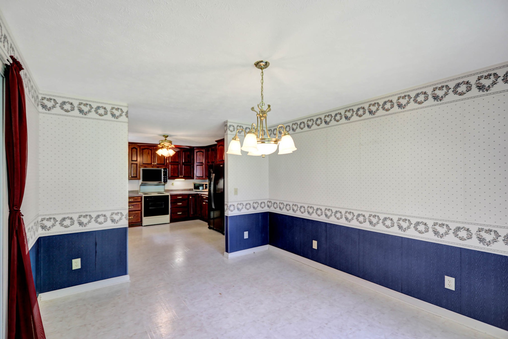 1122 Fairfield Rd Property Photo 23