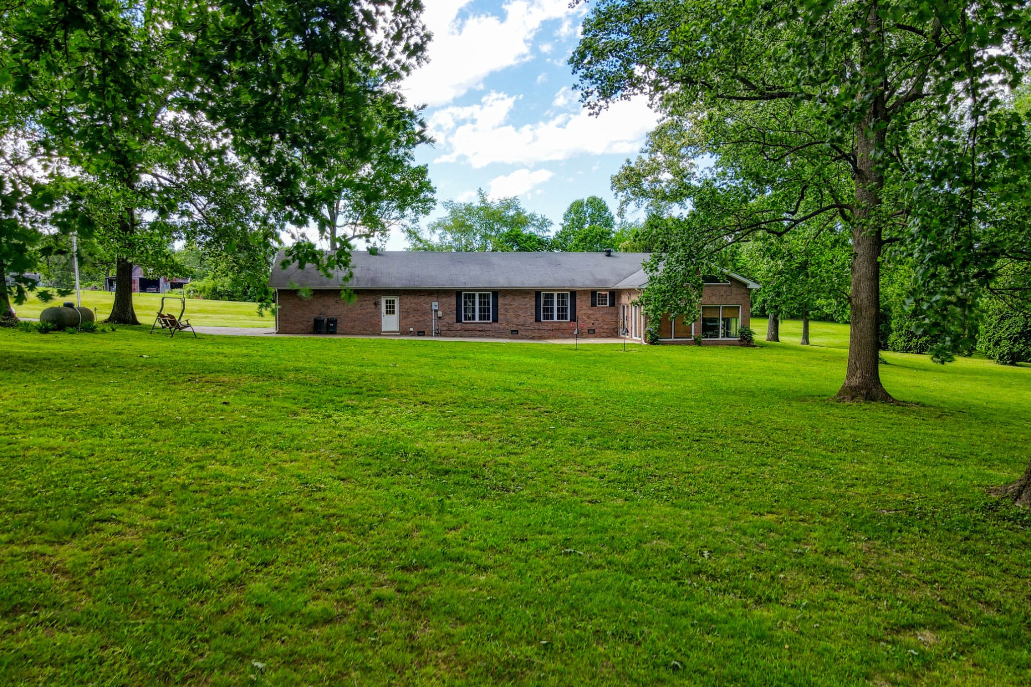 1122 Fairfield Rd Property Photo 34