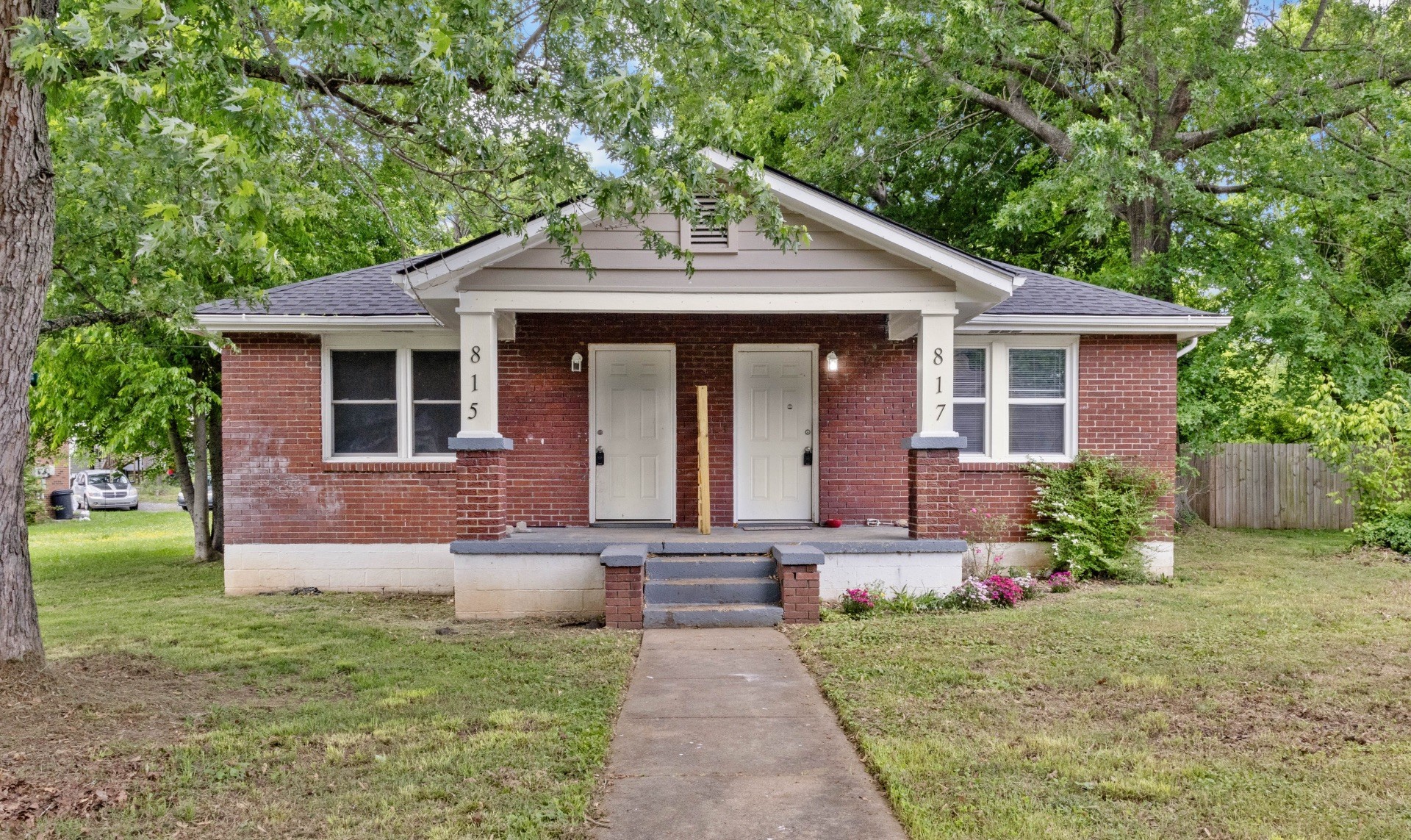 815 Stafford St Property Photo 4