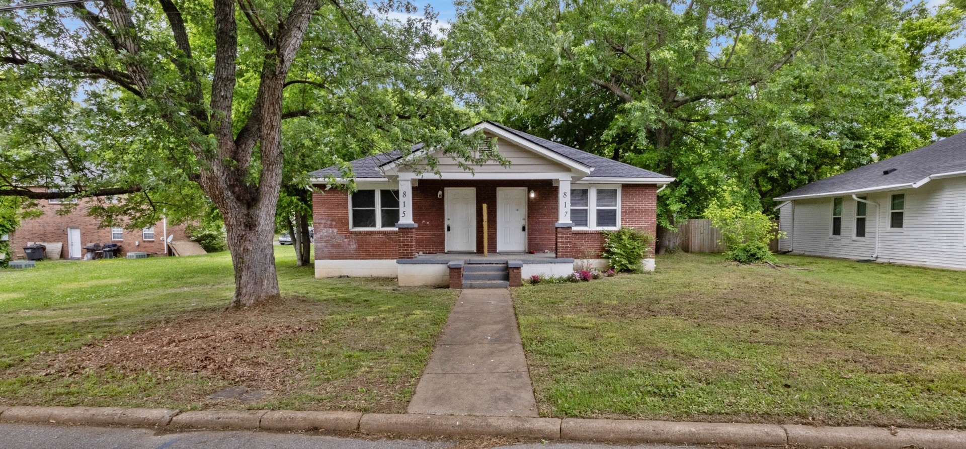 815 Stafford St Property Photo 5