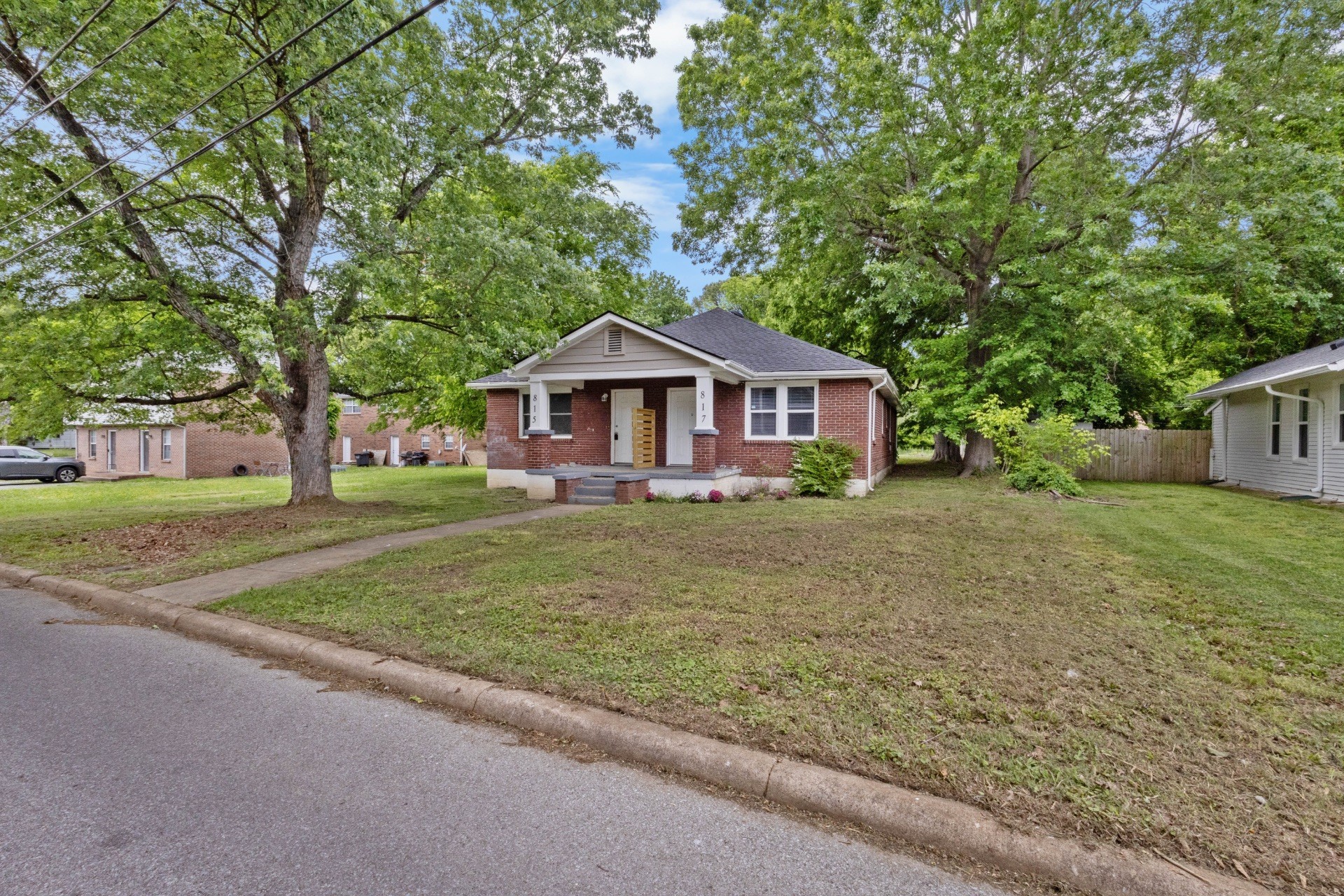 815 Stafford St Property Photo 7