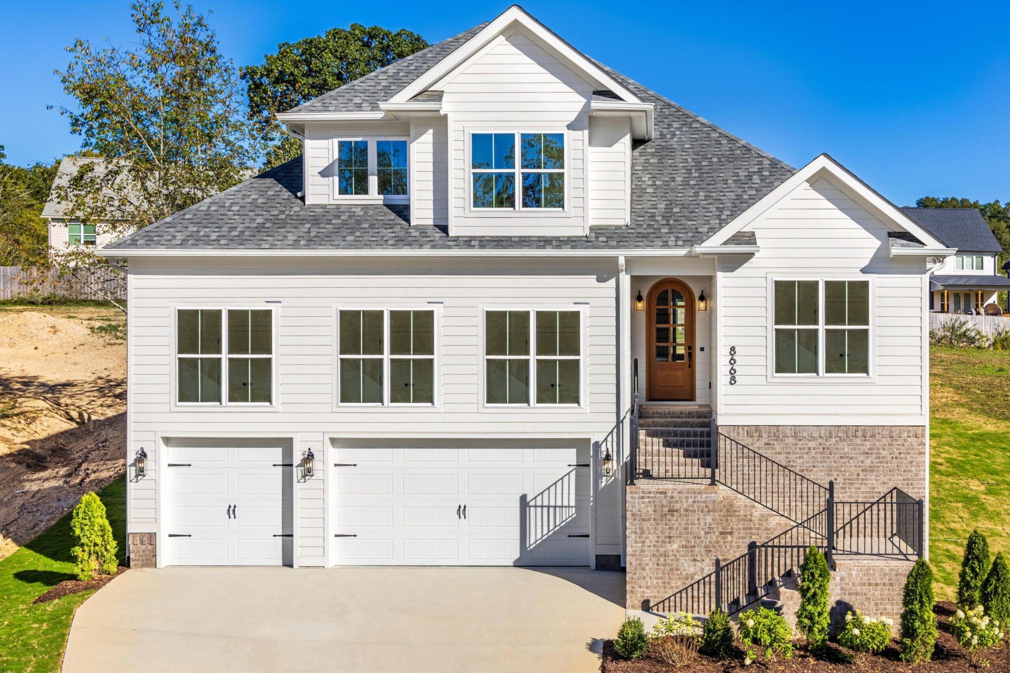 8668 Woodbury Acre Court Property Photo 1