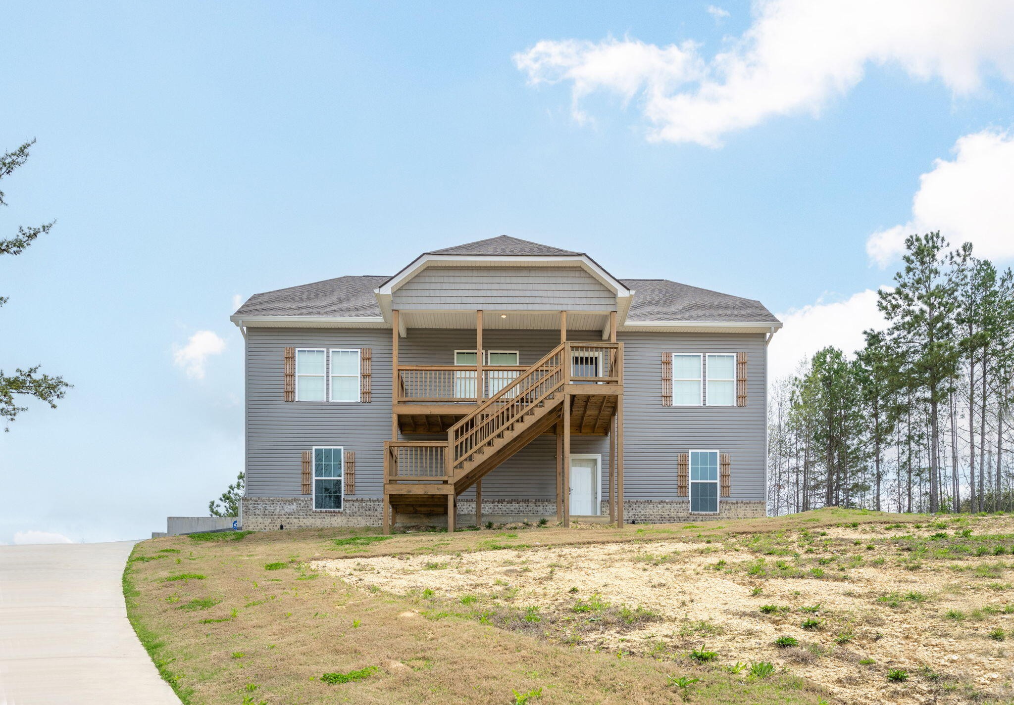 7 Stonecrest Drive Property Photo 1
