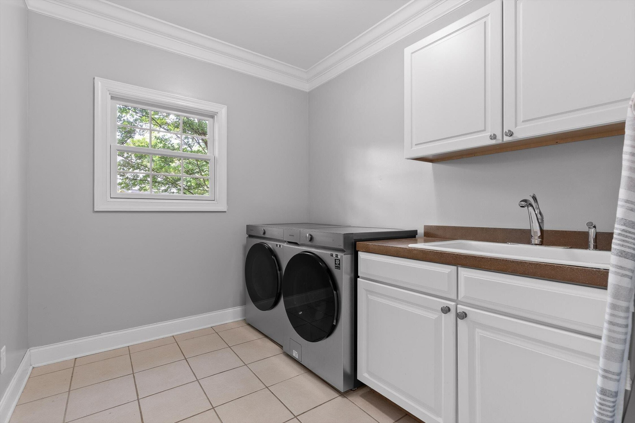 715 Forest Avenue Property Photo 39