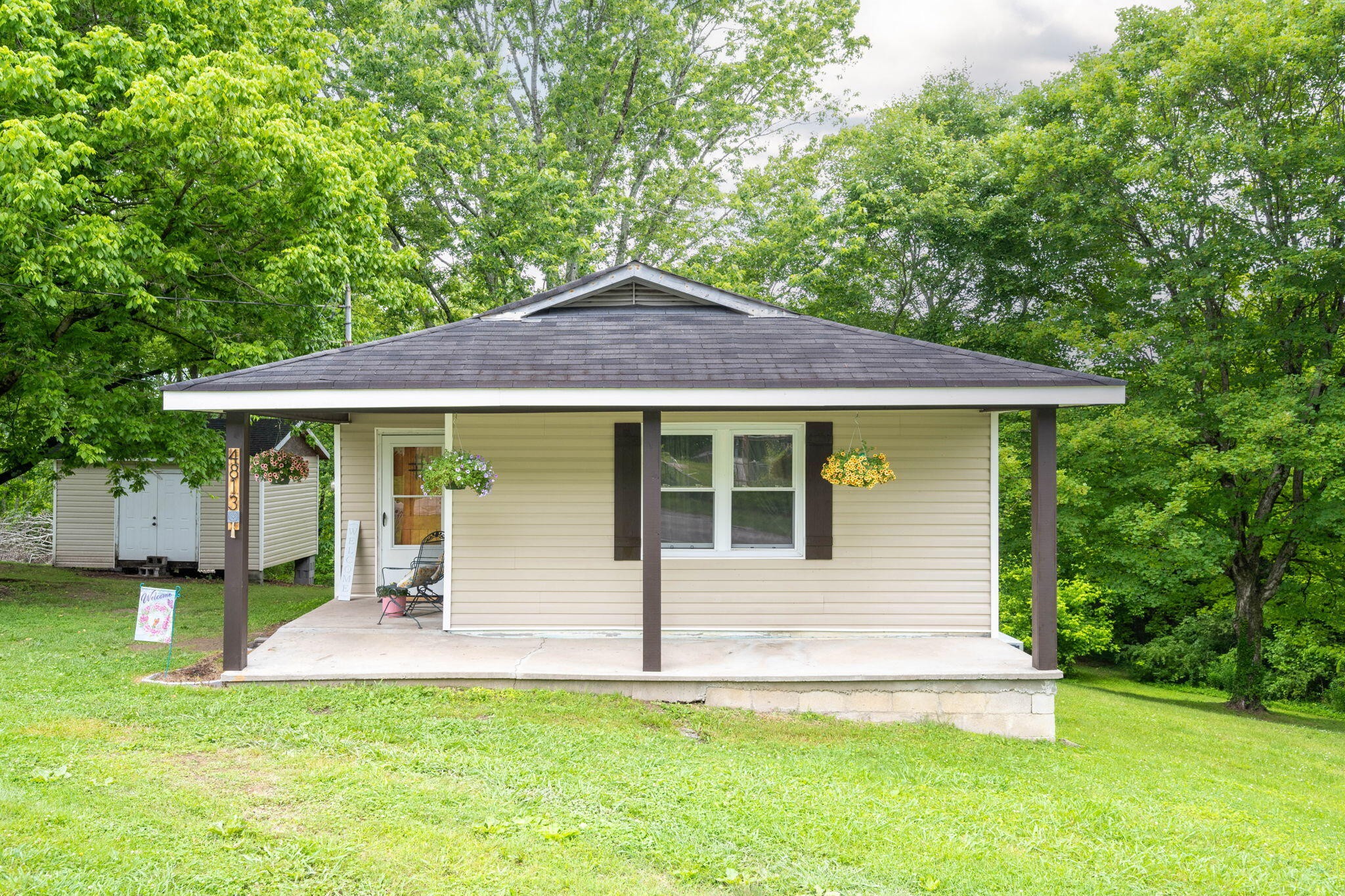4813 Blue Bell Avenue Property Photo 1