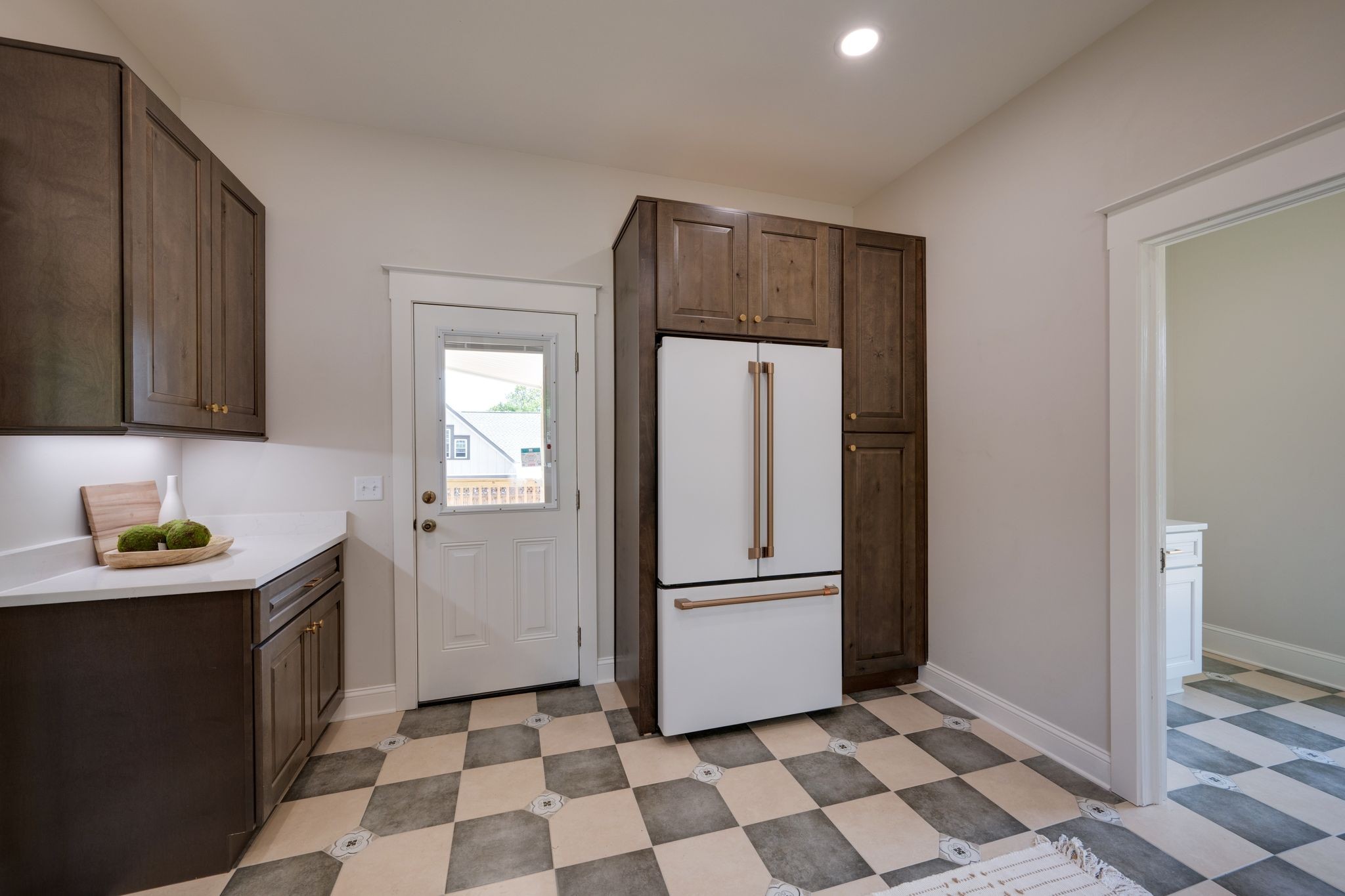 414 West College Street Property Photo 15