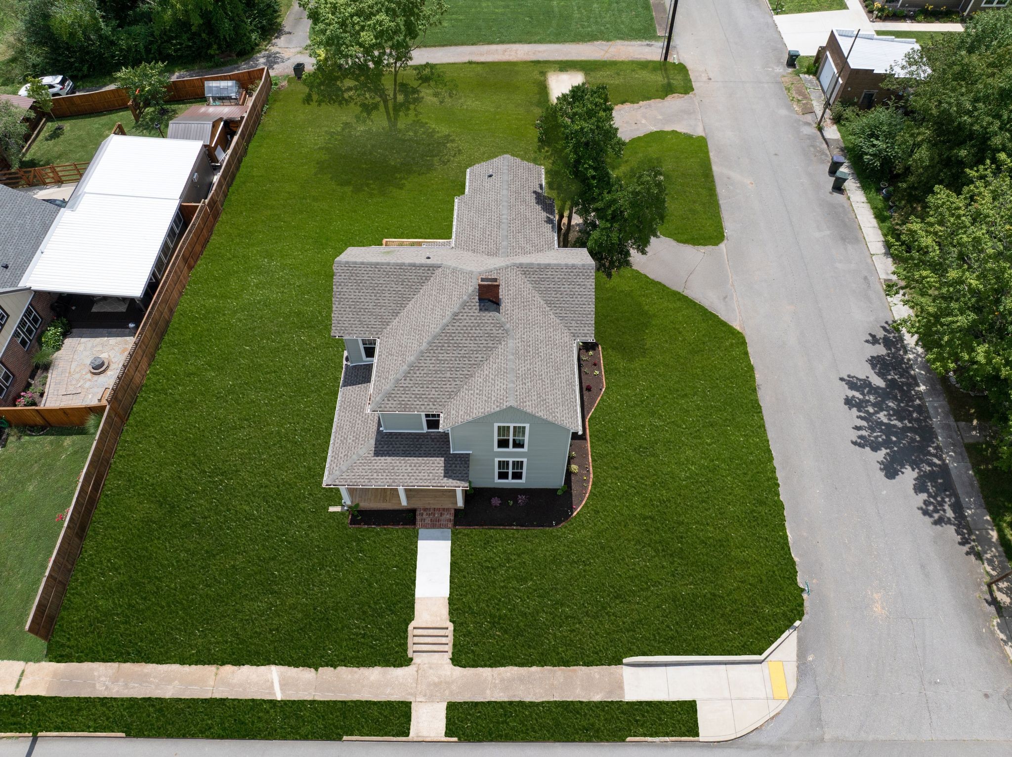 414 West College Street Property Photo 41
